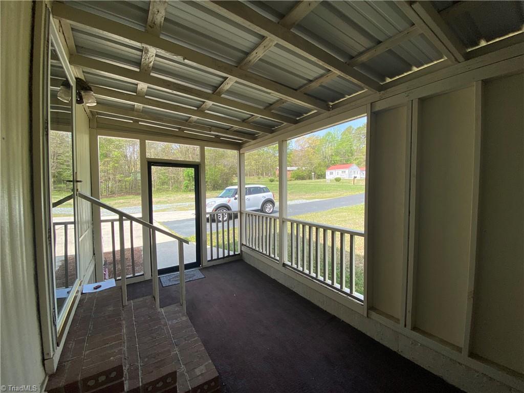 592 Farmer Road Denton, NC 27239 - Photo 3 of 22 Gallery Image 3