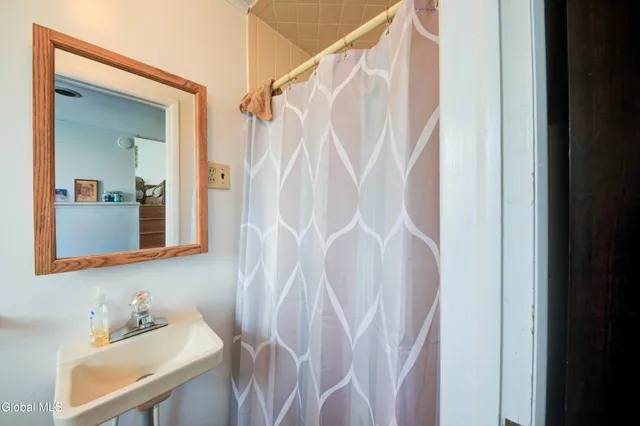 $255,000 | 210 North Chase Street, Johnstown, NY 12095