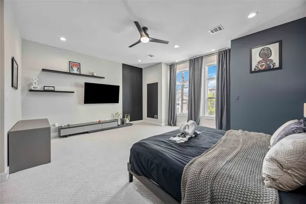 $6,000 | 5821 Kansas Street, Houston, TX 77007