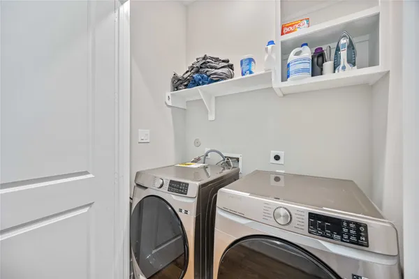 $6,000 | 5821 Kansas Street, Houston, TX 77007