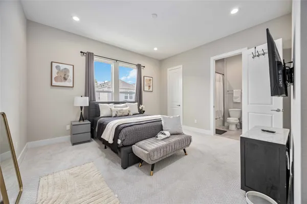 $6,000 | 5821 Kansas Street, Houston, TX 77007