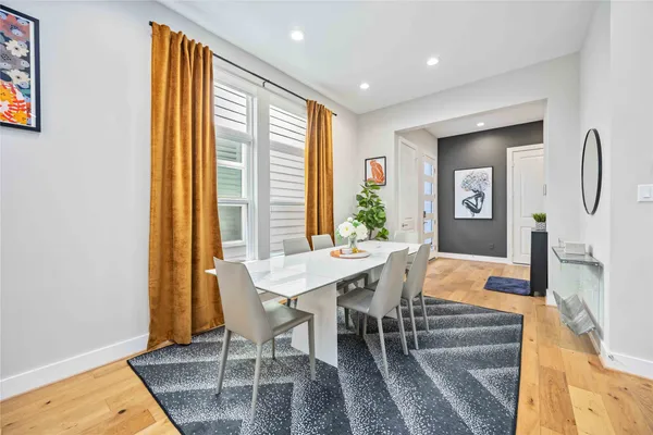 $6,000 | 5821 Kansas Street, Houston, TX 77007