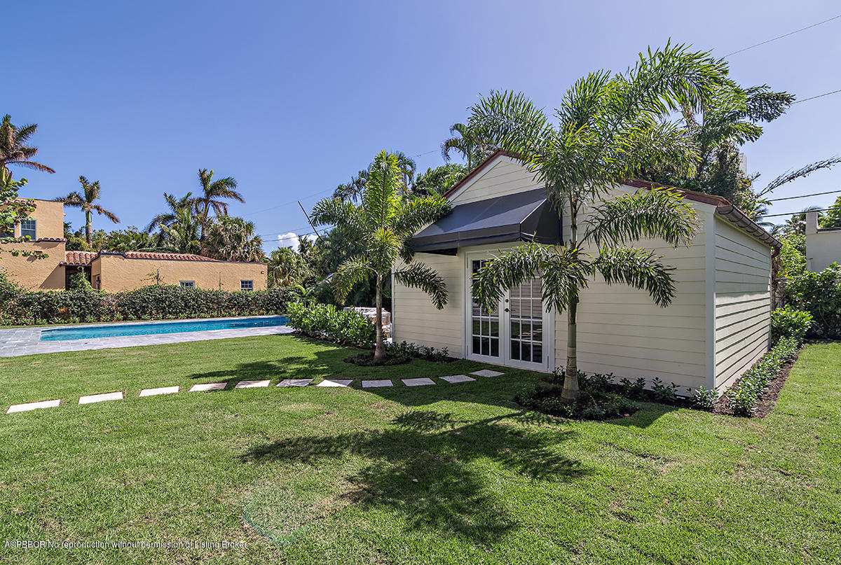 230 Murray Road West Palm Beach, FL 33405 - Photo 25 of 33 a view of a house with a yard
