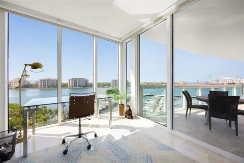 $3,850,000 | 1000 South Pointe Drive, Unit 703, Miami Beach, FL 33139