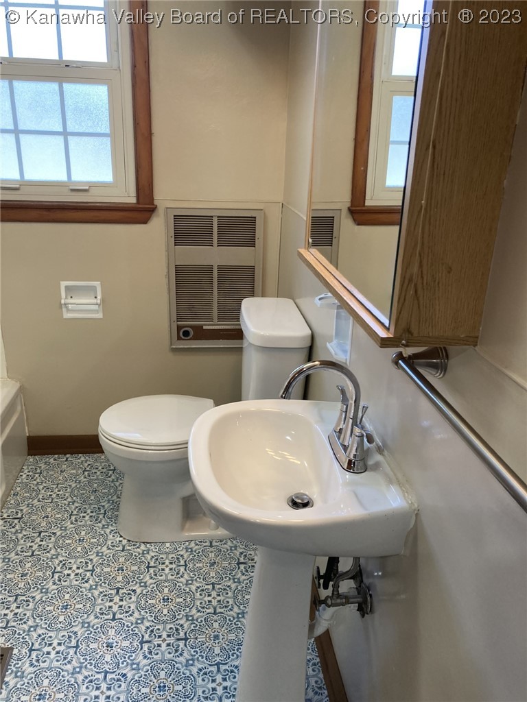 1565 Sandhill Road Point Pleasant, WV 25550 - Photo 28 of 38 Gallery Image 28