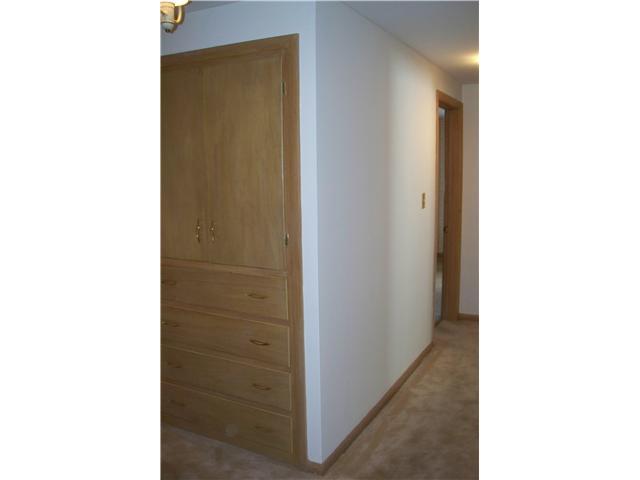 4210 Rowanne Road Columbus, OH 43214 - Photo 7 of 8 Gallery Image 7
