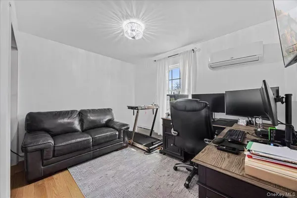 $1,798,000 | 642 Lenore Lane, Elmont, NY 11003