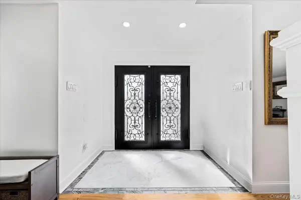 $1,798,000 | 642 Lenore Lane, Elmont, NY 11003