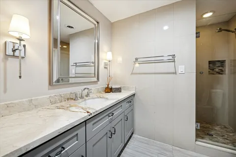 $1,550,000 | 242 Vanderpool Lane, Houston, TX 77024