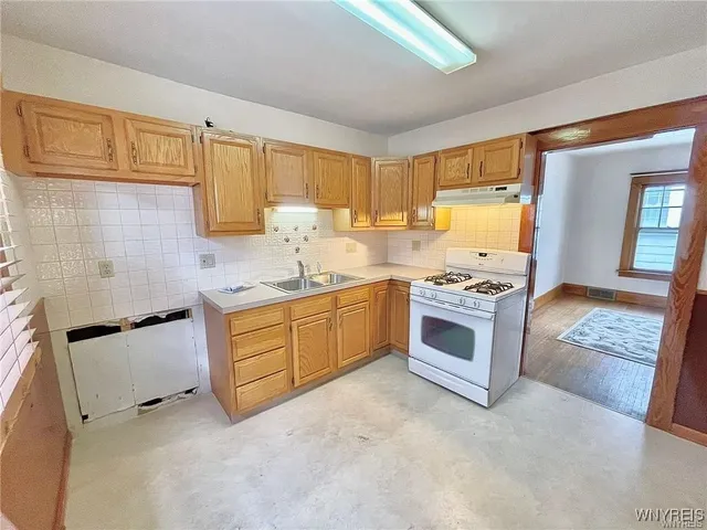 $1,400 | 88 Hartwell Road, Buffalo, NY 14216