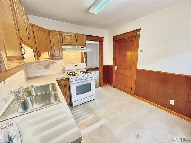 $1,400 | 88 Hartwell Road, Buffalo, NY 14216