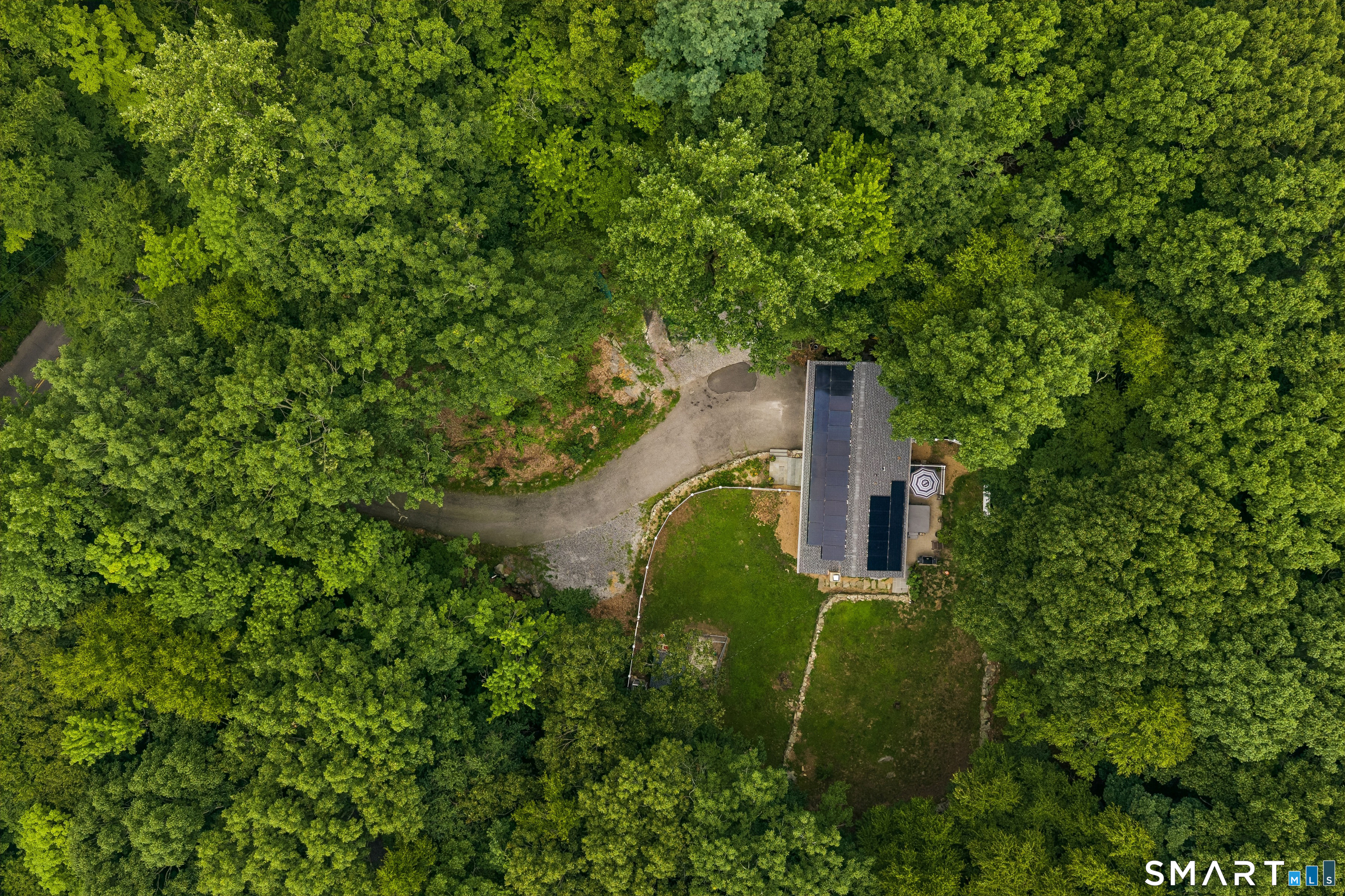 233 Hattertown Road Newtown, CT 06470 - Photo 34 of 37 Gallery Image 34