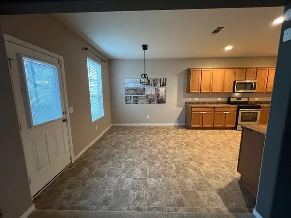 $2,200 | 13911 Rock Range Lane, Houston, TX 77048