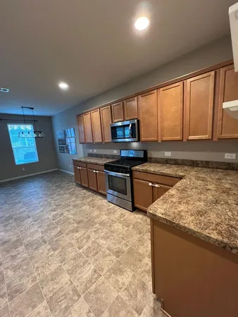 $2,200 | 13911 Rock Range Lane, Houston, TX 77048