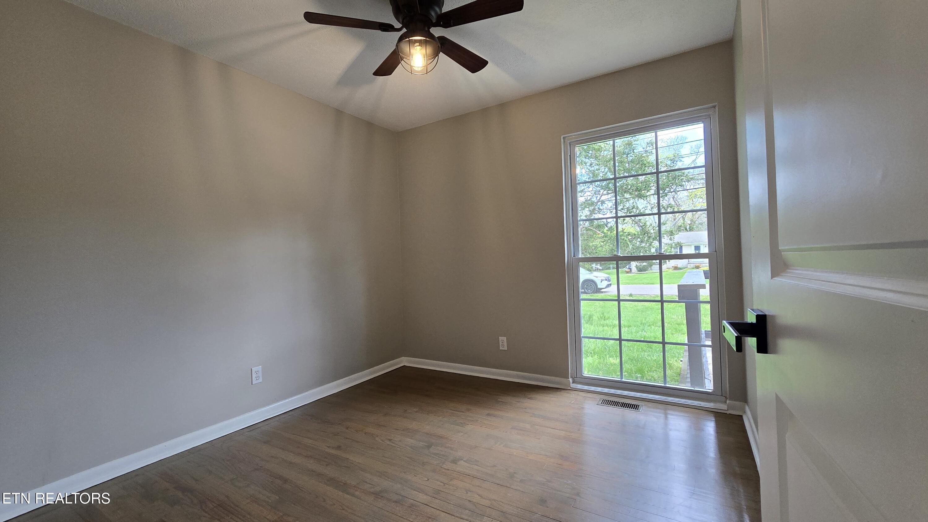 1133 Ferd Hickey Road Northwest Knoxville, TN 37909 - Photo 24 of 28 20260331_105538