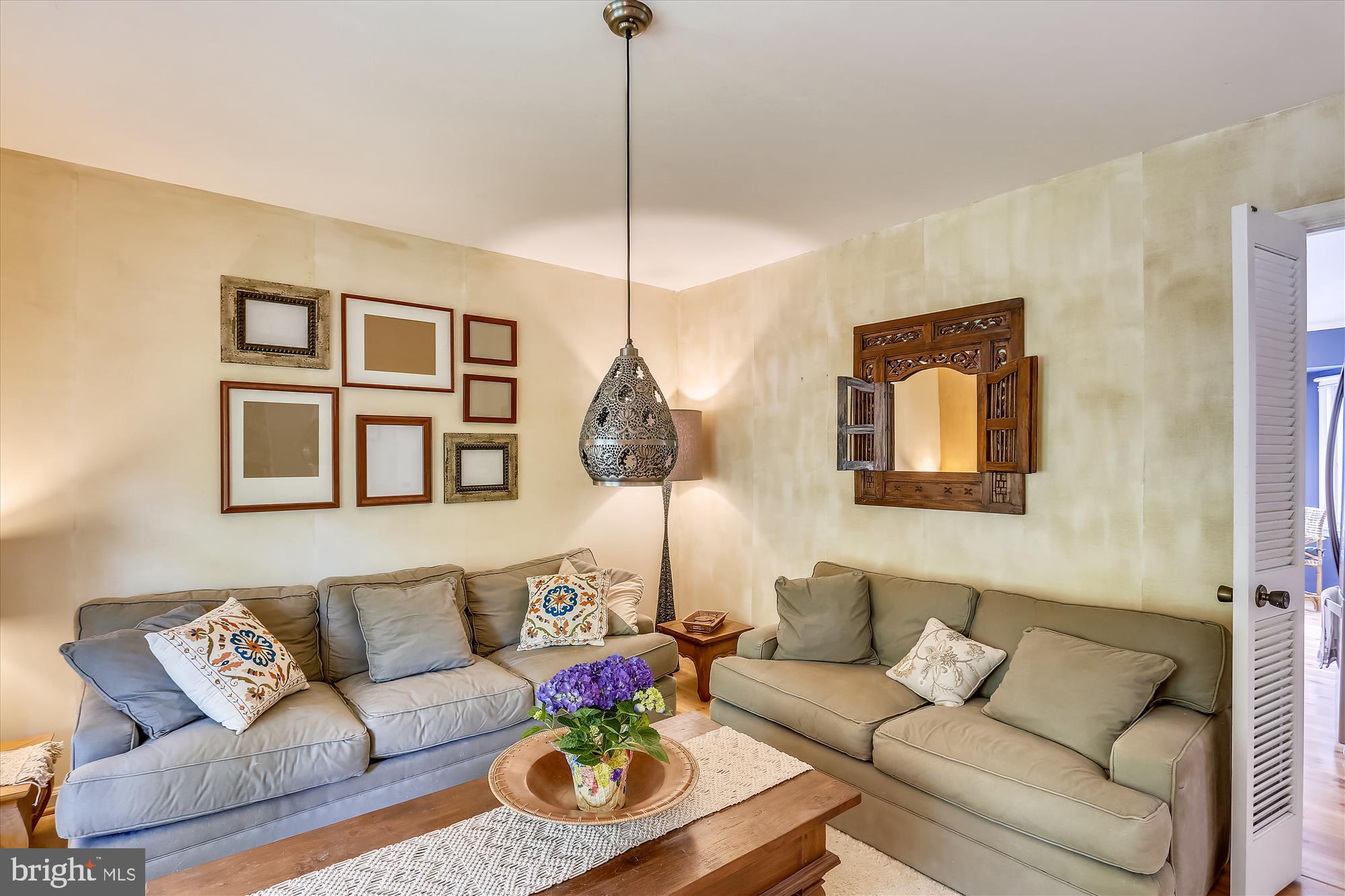 1755 Glastonberry Road Potomac, MD 20854 - Photo 54 of 100