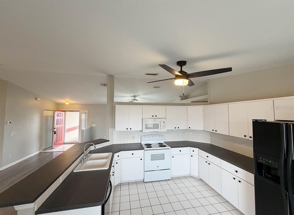 6070 Southwest 99th Place Ocala, FL 34476 - Photo 15 of 47
