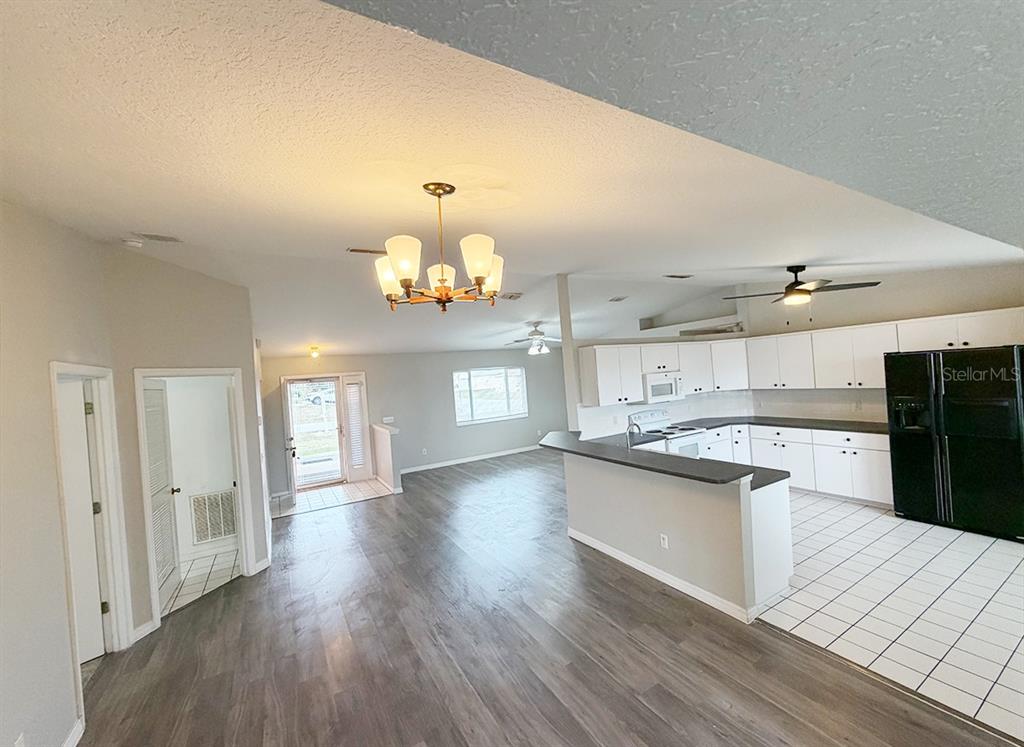 6070 Southwest 99th Place Ocala, FL 34476 - Photo 16 of 47