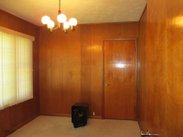 209 Park Road Bangor, MI 49013 - Photo 16 of 42 209 Park Rd Bangor 012 (640x480)