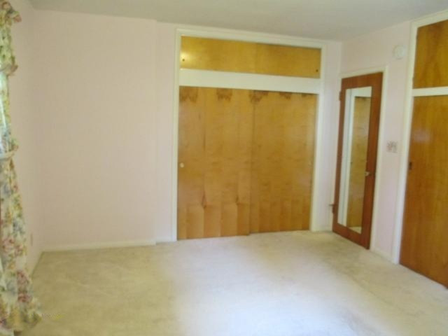 209 Park Road Bangor, MI 49013 - Photo 19 of 42 209 Park Rd Bangor 016 (640x480)