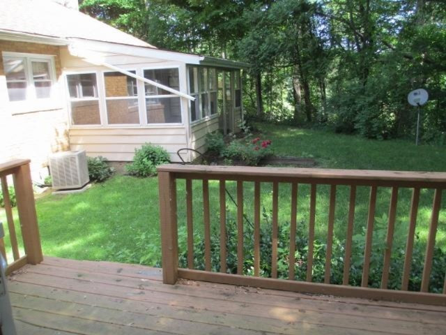 209 Park Road Bangor, MI 49013 - Photo 33 of 42 209 Park Rd Bangor 025 (640x480)