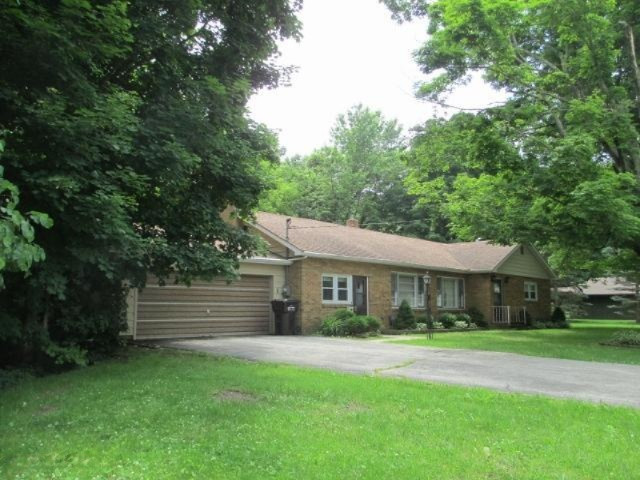 209 Park Road Bangor, MI 49013 - Photo 8 of 42 IMG_2006 (640x480)