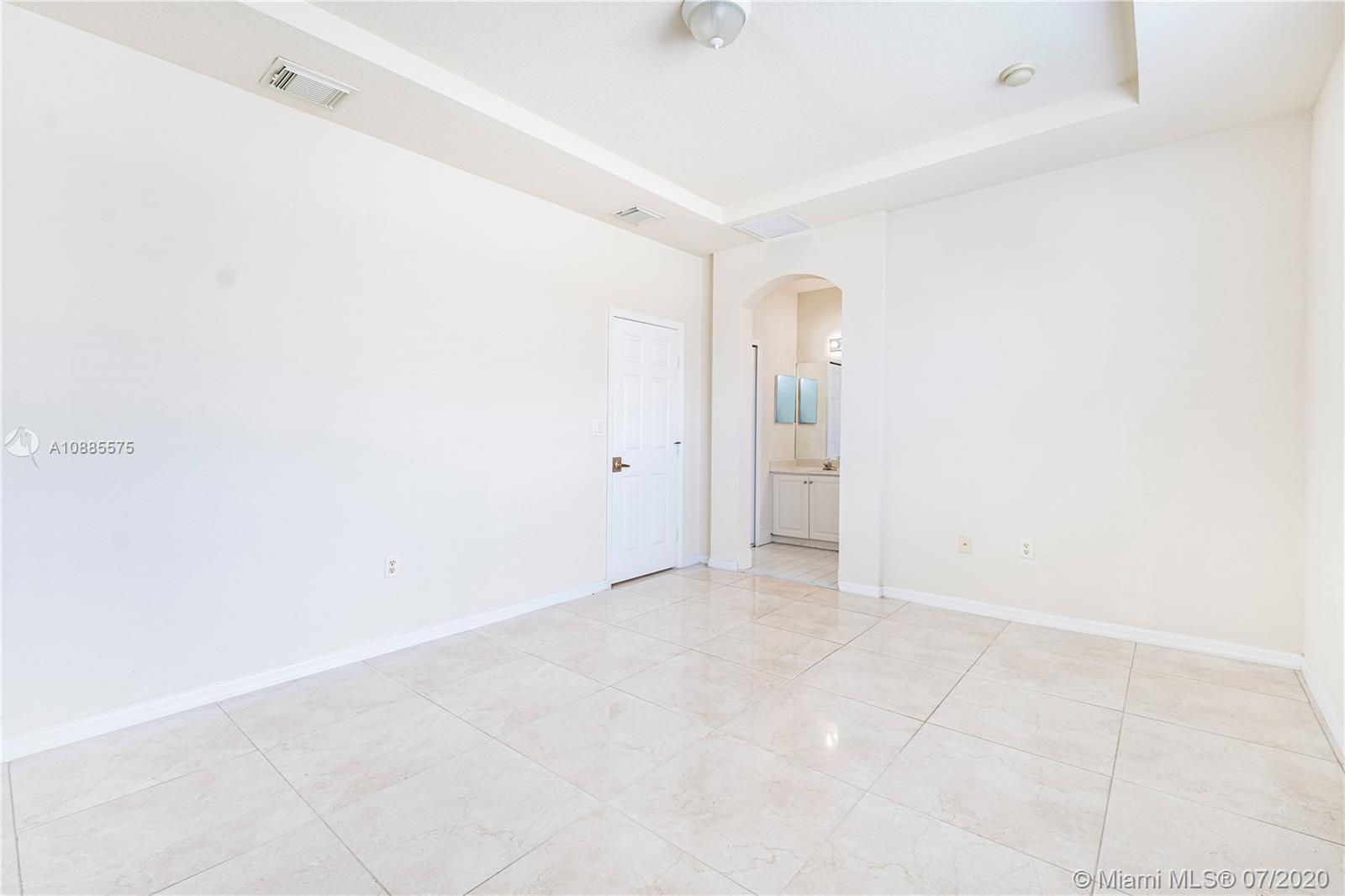 11926 Southwest 152nd Place Miami, FL 33196 - Photo 27 of 48