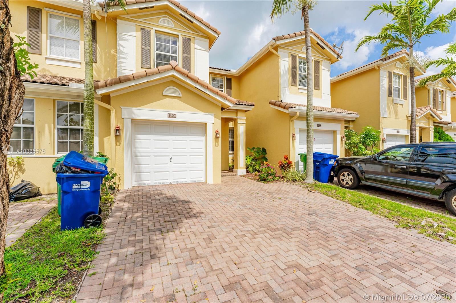 11926 Southwest 152nd Place Miami, FL 33196 - Photo 5 of 48 a house view with a outdoor space