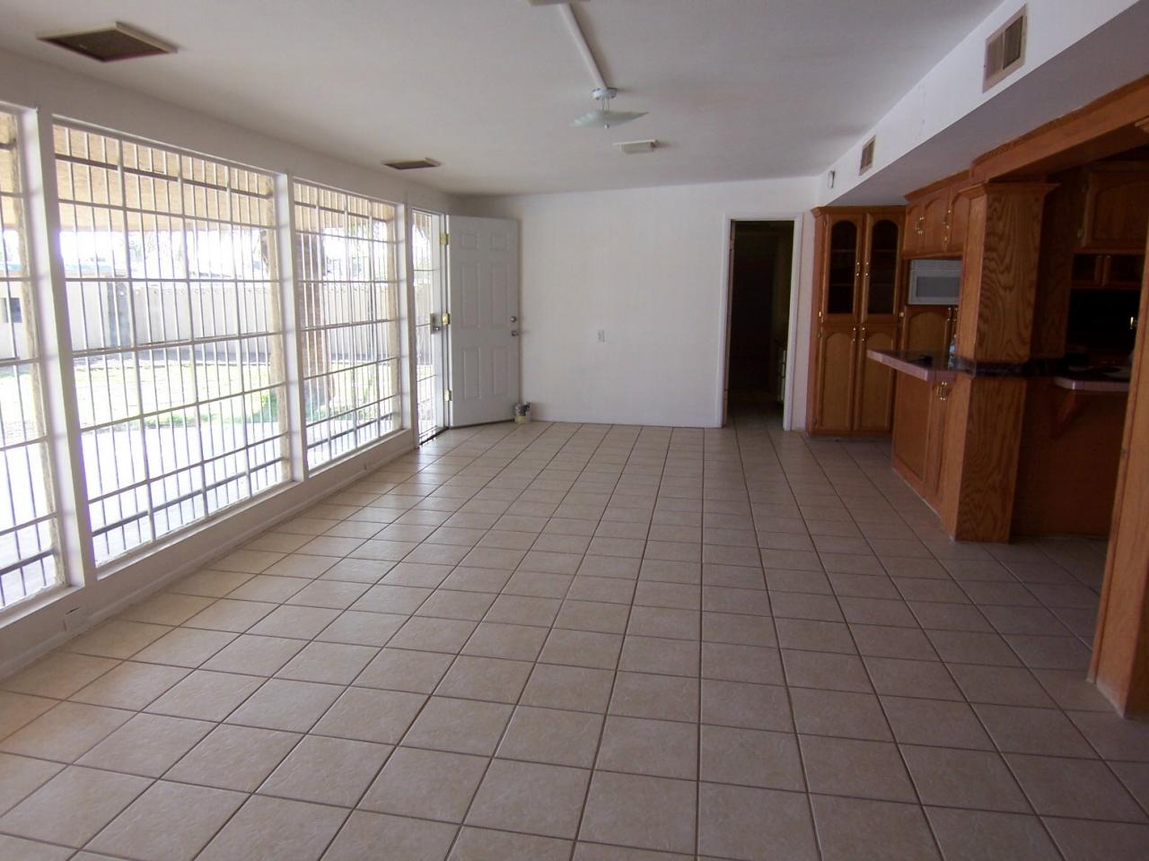 5313 West Camelback Road Phoenix, AZ 85031 - Photo 6 of 14 Back Bonus Area