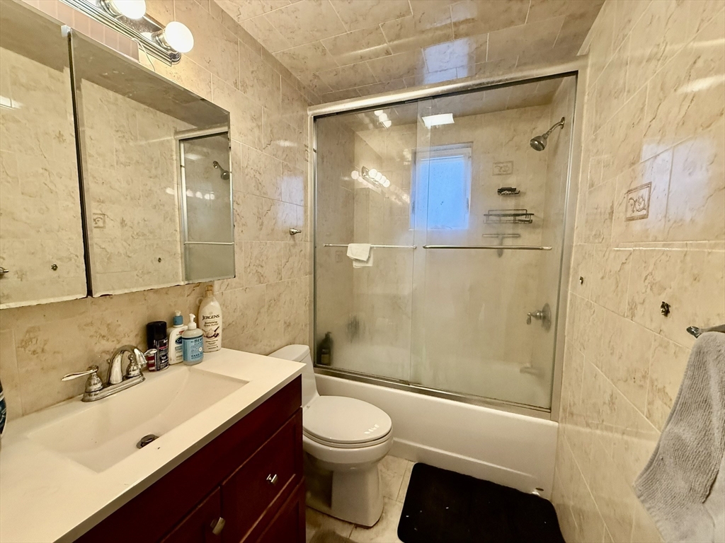 39 Greycliff Road Boston, MA 02135 - Photo 12 of 42