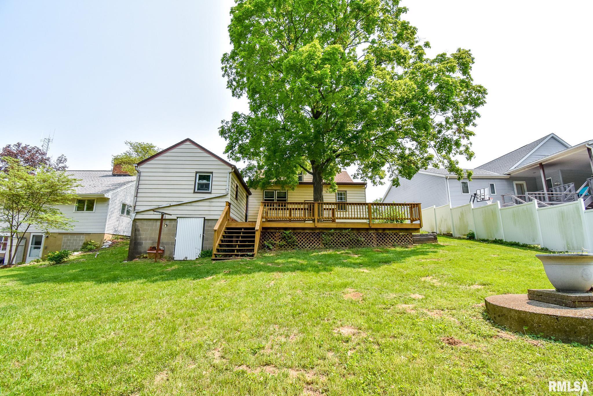 710 Springfield Road East Peoria, IL 61611 - Photo 34 of 35