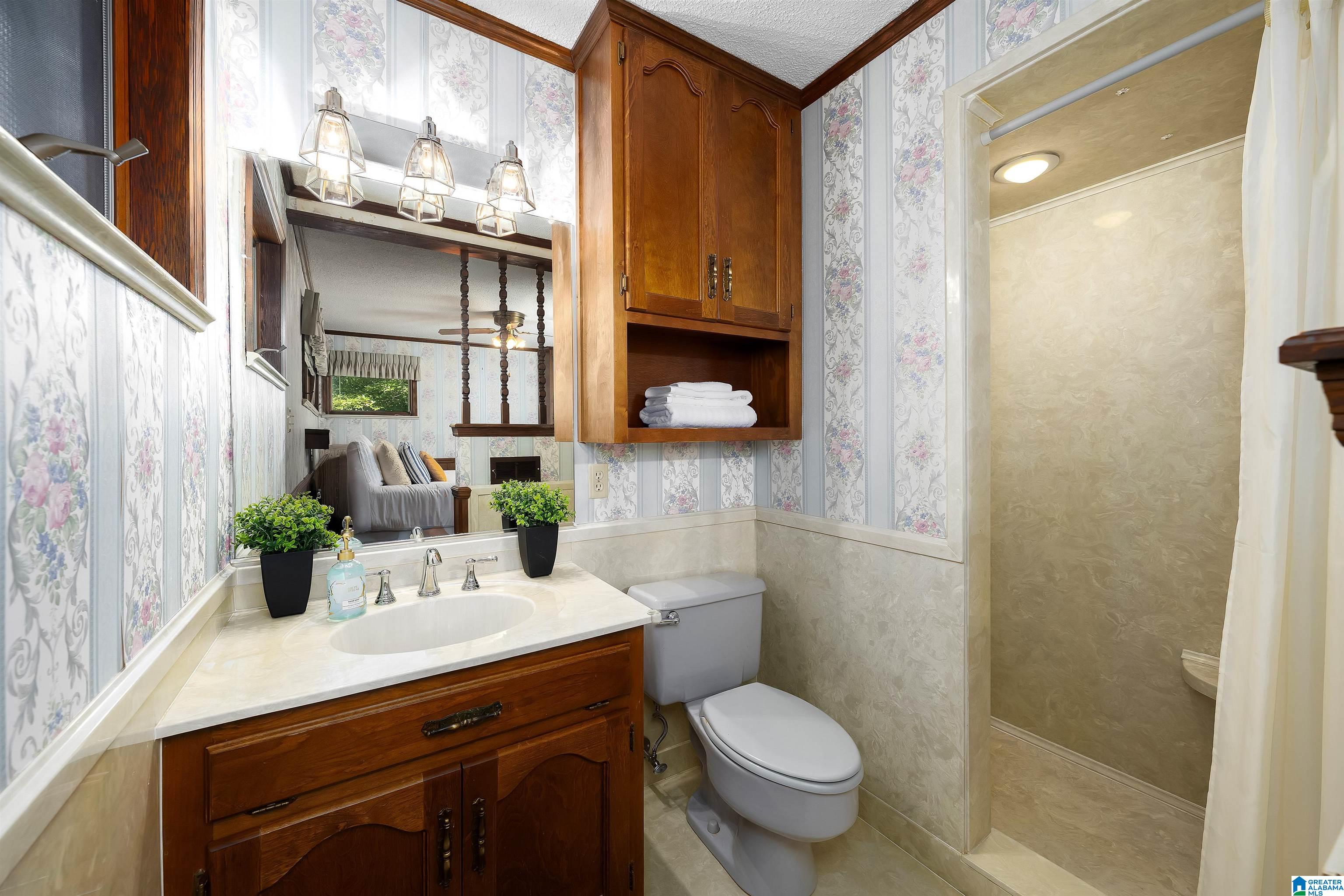 2360 Rocky Ridge Road Vestavia Hills, AL 35216 - Photo 20 of 37