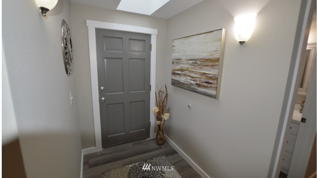 1948 Island View Road Oak Harbor, WA 98277 - Photo 6 of 11 Gallery Image 6
