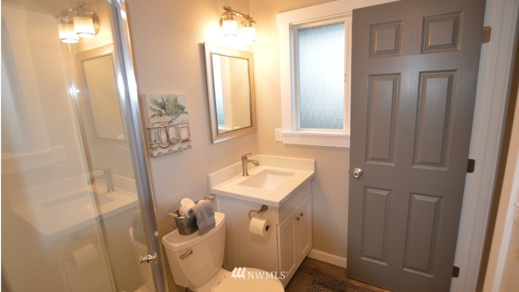 1948 Island View Road Oak Harbor, WA 98277 - Photo 9 of 11 Gallery Image 9