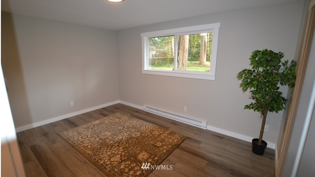 1948 Island View Road Oak Harbor, WA 98277 - Photo 10 of 11 Gallery Image 10