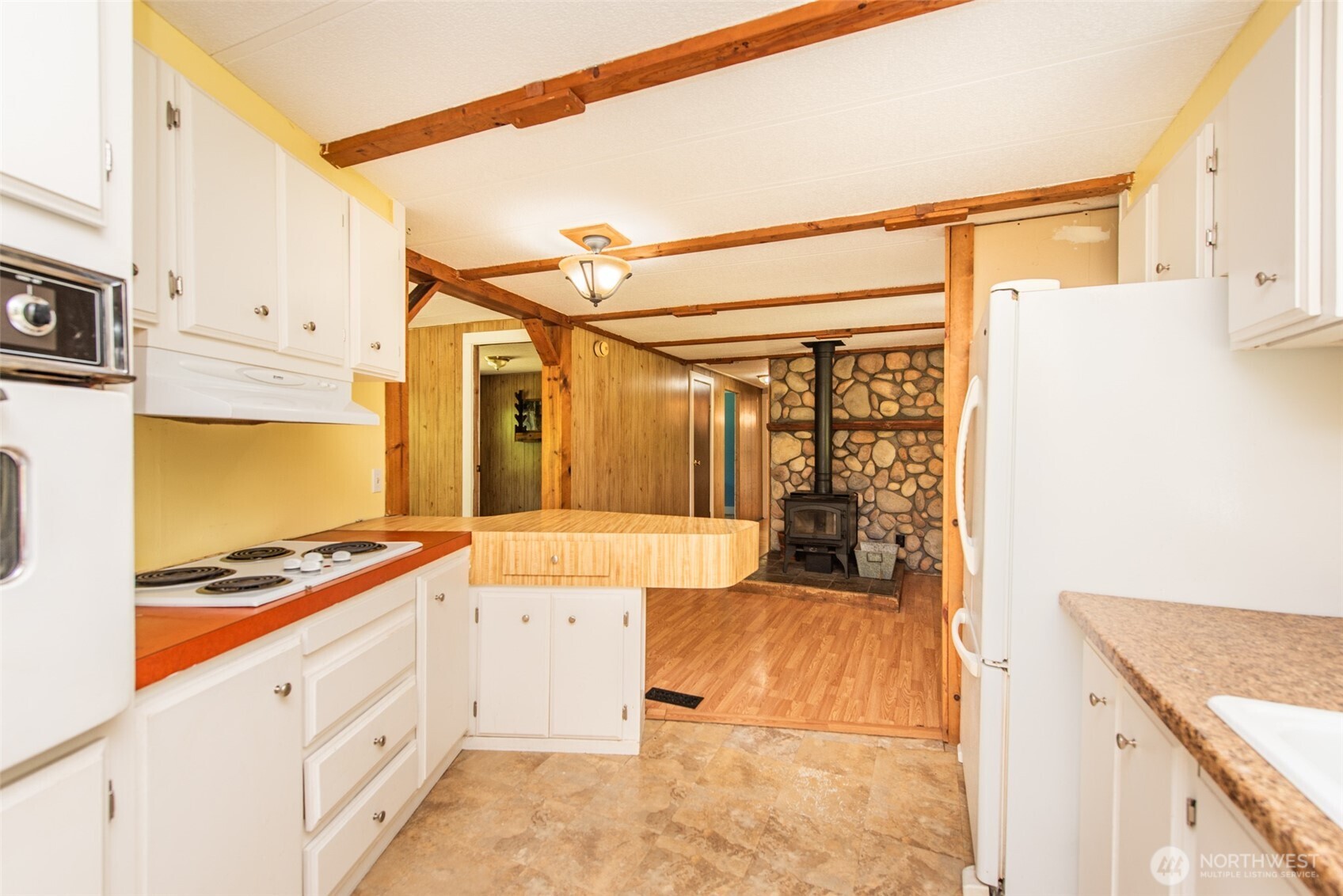 210 Gardiner Beach Road Sequim, WA 98382 - Photo 13 of 37