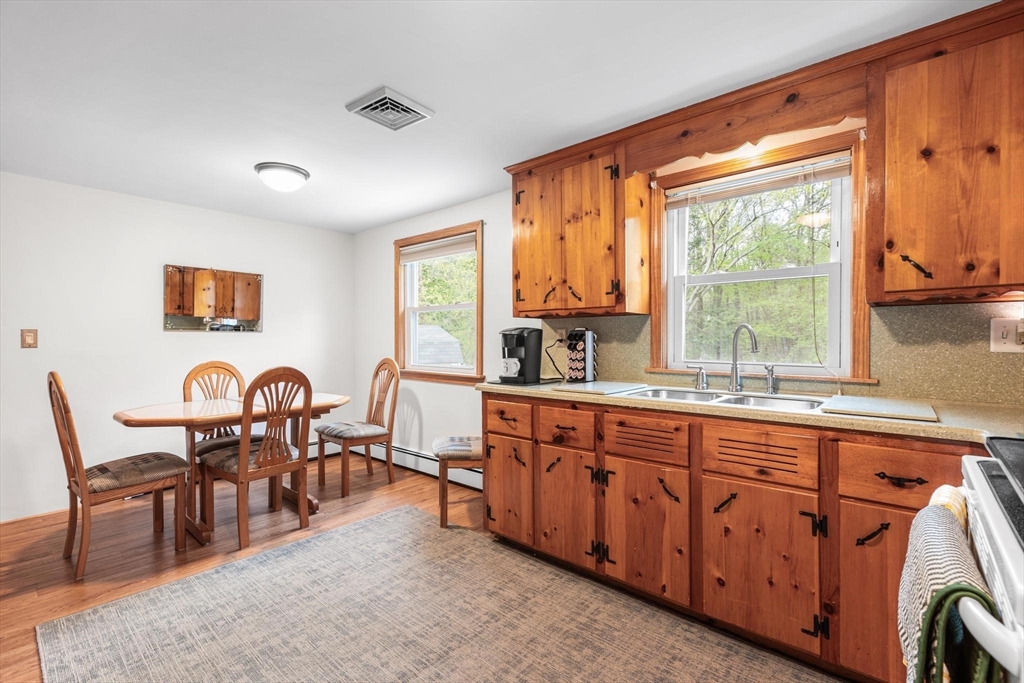 44 Batchelder Road Reading, MA 01867 - Photo 11 of 36 Gallery Image 11