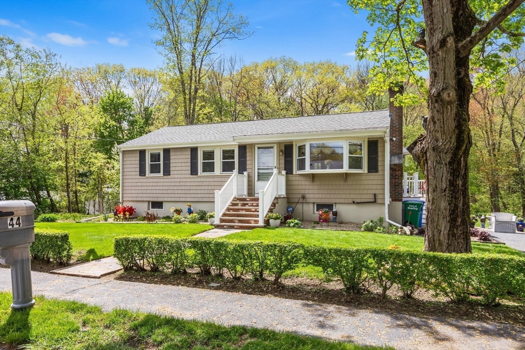 44 Batchelder Road Reading, MA 01867 - Photo 32 of 36 Gallery Image 32