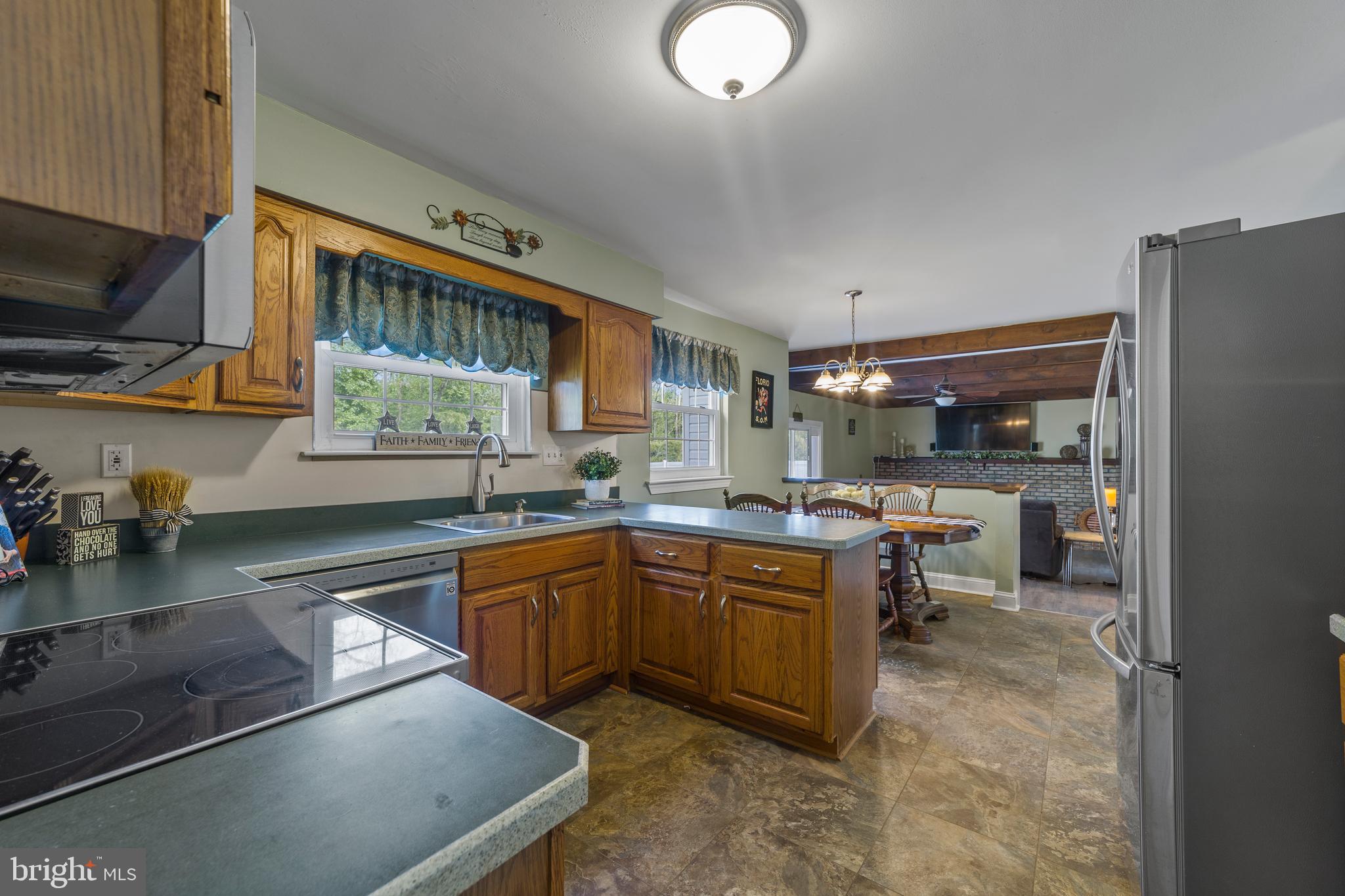 130 Lipizzan Road Sewell, NJ 08080 - Photo 11 of 30 Kitchen