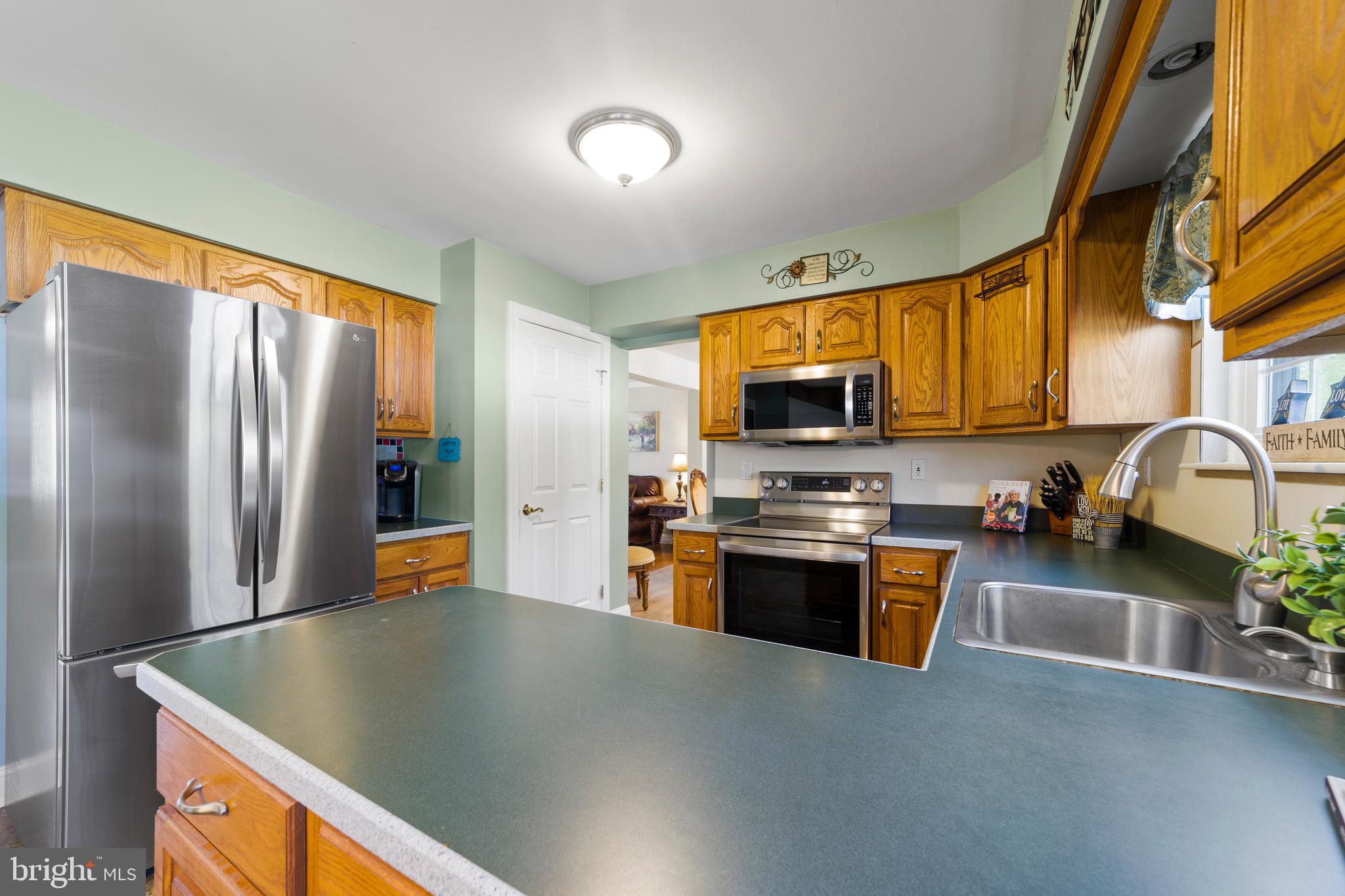 130 Lipizzan Road Sewell, NJ 08080 - Photo 12 of 30 Kitchen