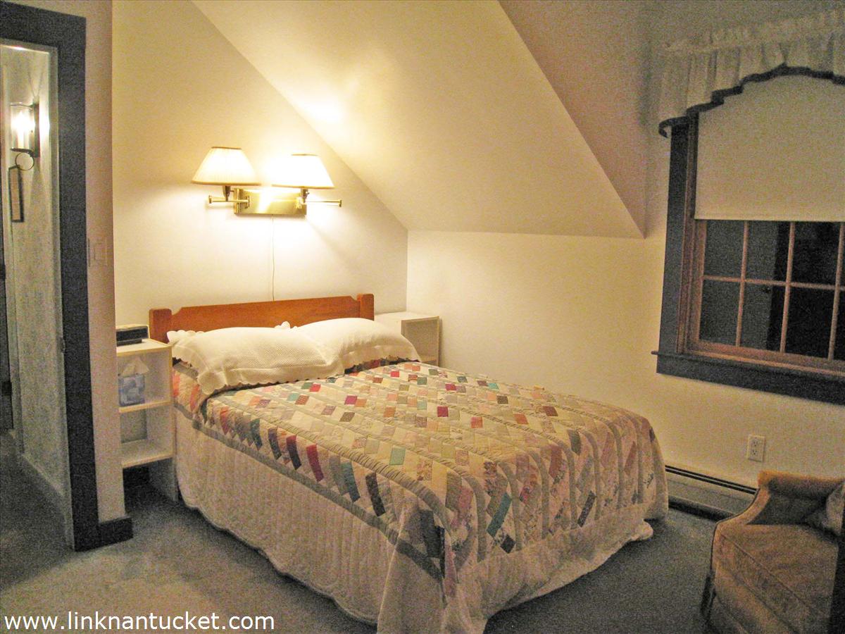 65 C Surfside Road Nantucket, MA 02554 - Photo 16 of 27 Gallery Image 16