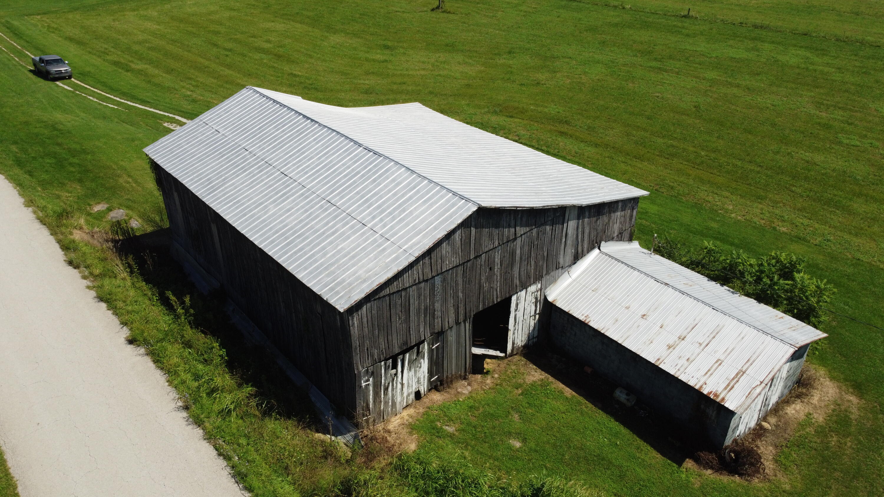 676 Plum Lick Road Paris, KY 40361 - Photo 4 of 31 DJI_0576