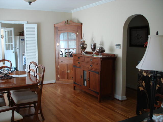 1938 Carlton Road Southwest Roanoke, VA 24015 - Photo 2 of 7 DSC00881