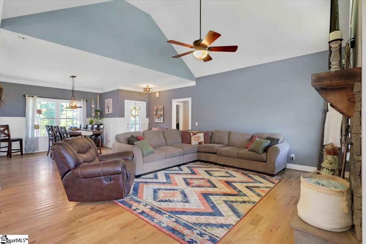 1604 Three And Twenty Road Easley, SC 29642 - Photo 7 of 36