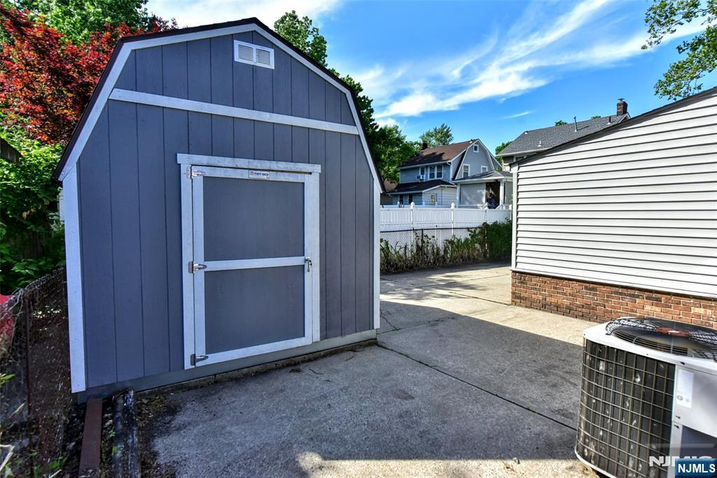 77 Herman Street Hackensack, NJ 07601 - Photo 37 of 40
