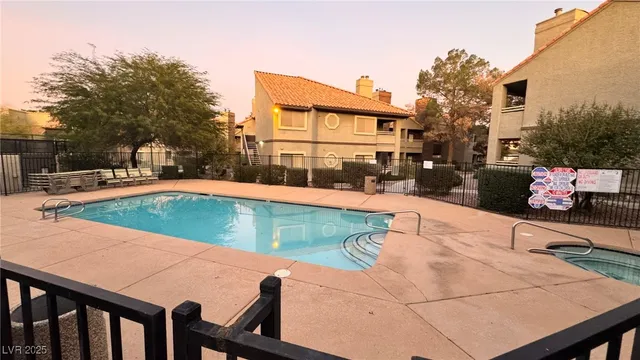 $1,198 | 5068 South Rainbow Boulevard, Unit 101, Las Vegas, NV 89118