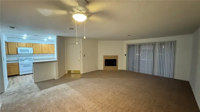 $1,198 | 5068 South Rainbow Boulevard, Unit 101, Las Vegas, NV 89118