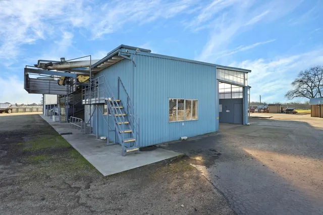 $3,950,000 | 5725 North Wall Road, Linden, CA 95236