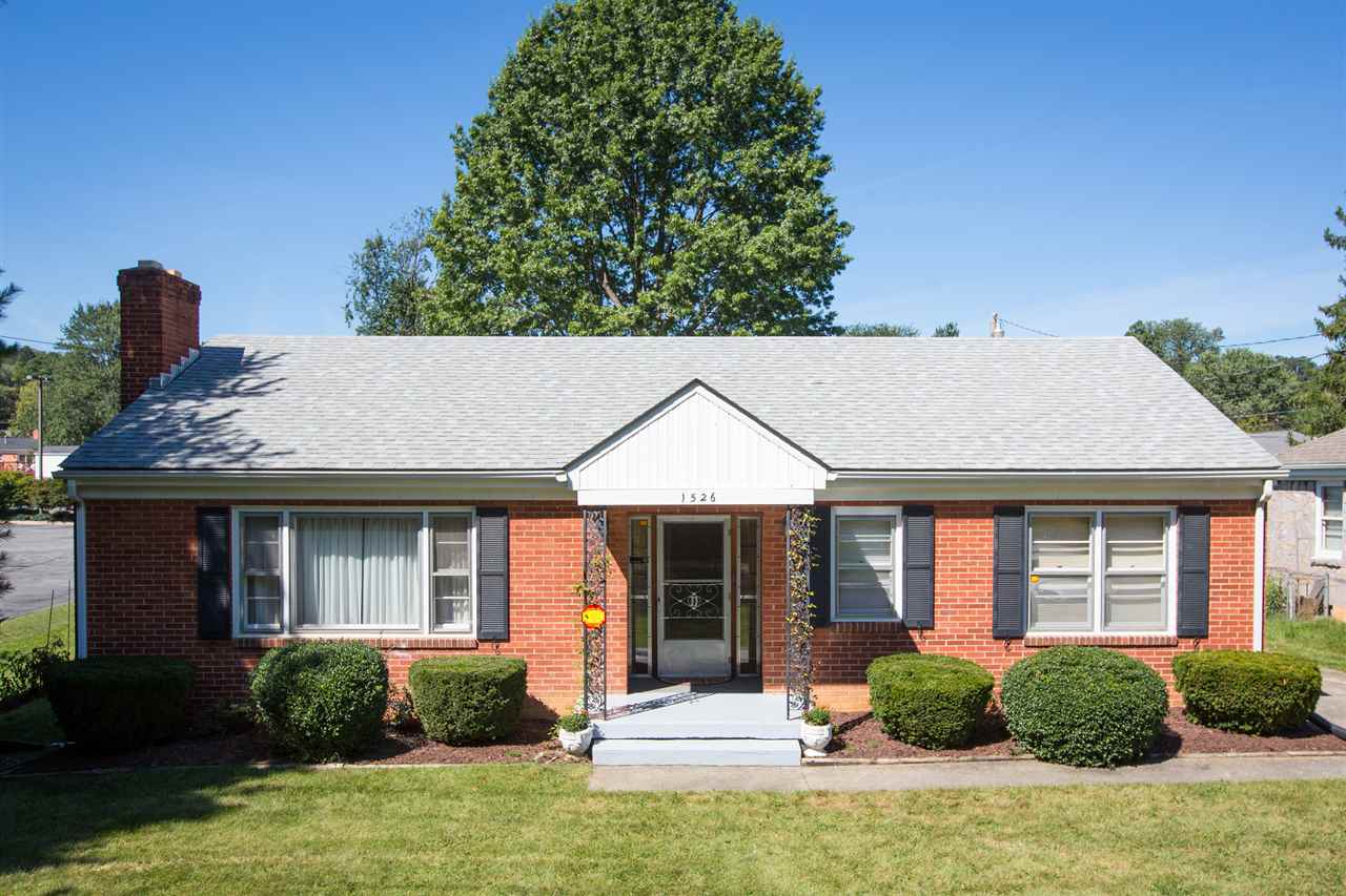 1526 Spring Hill Road Staunton, VA 24401 - Photo 16 of 17 Gallery Image 16