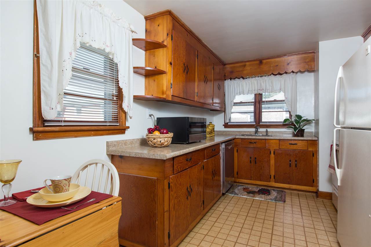 1526 Spring Hill Road Staunton, VA 24401 - Photo 3 of 17 Gallery Image 3